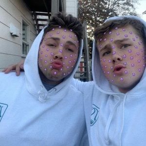 Meet your Posher, Samuel